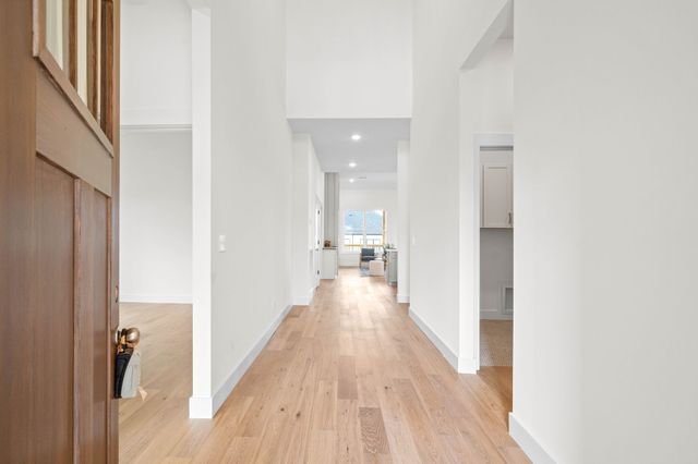 3 Pace Rd, Clarksville, TN 37043