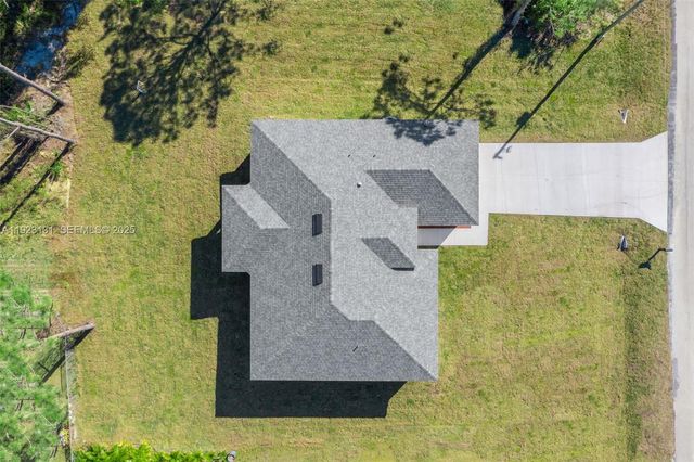 1918 WANDA AVE N 1918, Lehigh Acres, FL 33971