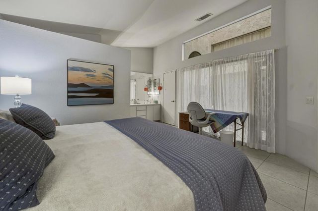 41022 Woodhaven Drive E, Palm Desert, CA 92211