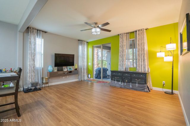 15686 W MCKINLEY Street, Goodyear, AZ 85338