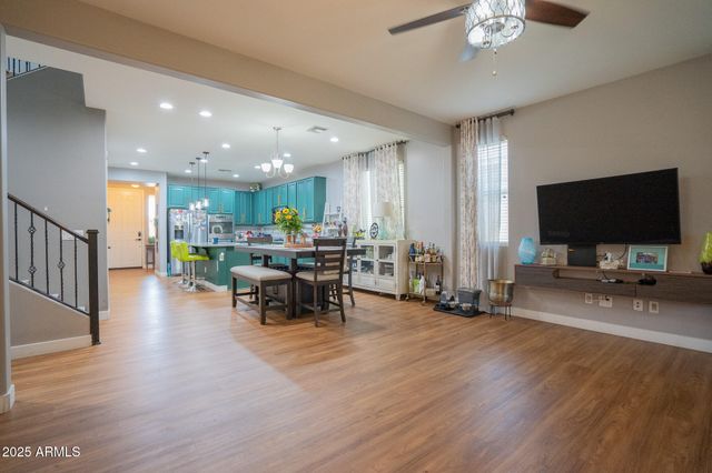 15686 W MCKINLEY Street, Goodyear, AZ 85338