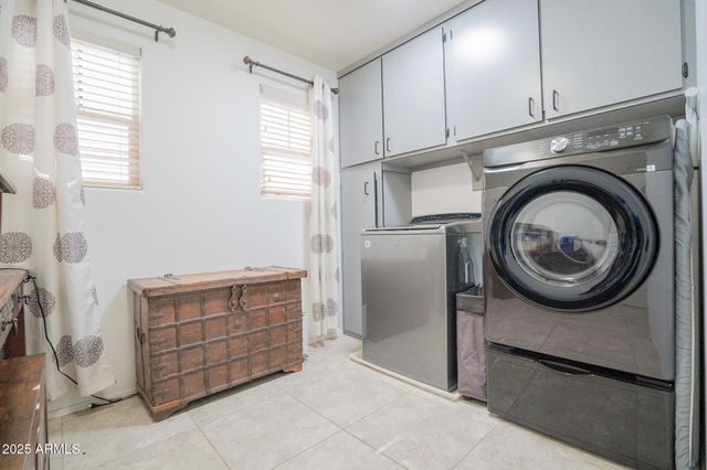 15686 W MCKINLEY Street, Goodyear, AZ 85338