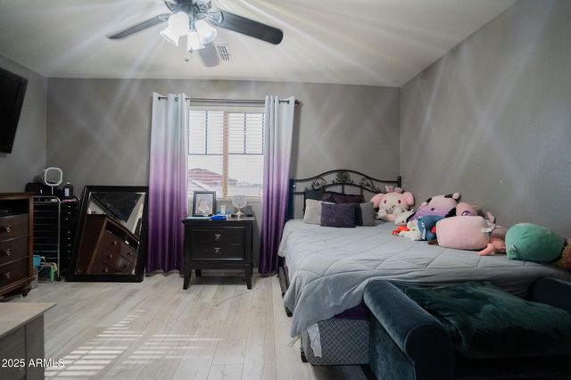 15686 W MCKINLEY Street, Goodyear, AZ 85338