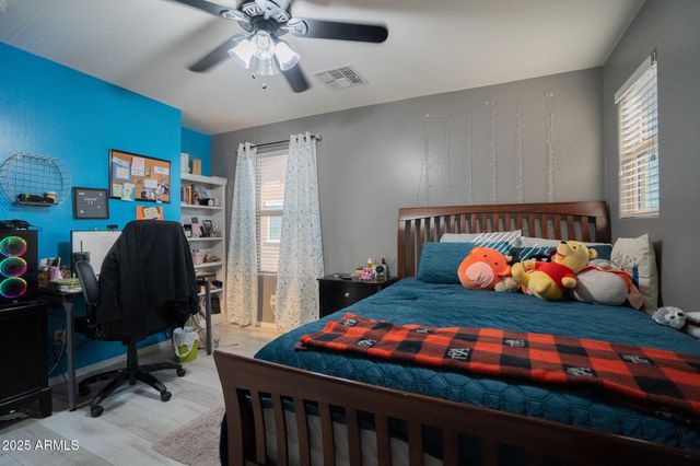 15686 W MCKINLEY Street, Goodyear, AZ 85338