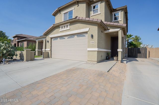 15686 W MCKINLEY Street, Goodyear, AZ 85338