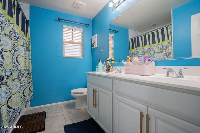 15686 W MCKINLEY Street, Goodyear, AZ 85338