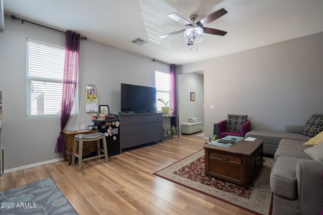 15686 W MCKINLEY Street, Goodyear, AZ 85338