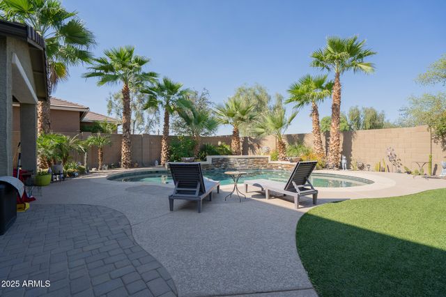 15686 W MCKINLEY Street, Goodyear, AZ 85338