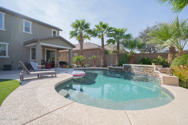 15686 W MCKINLEY Street, Goodyear, AZ 85338