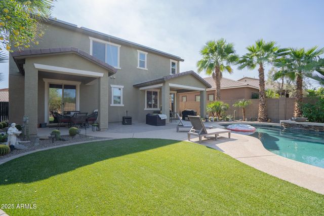 15686 W MCKINLEY Street, Goodyear, AZ 85338