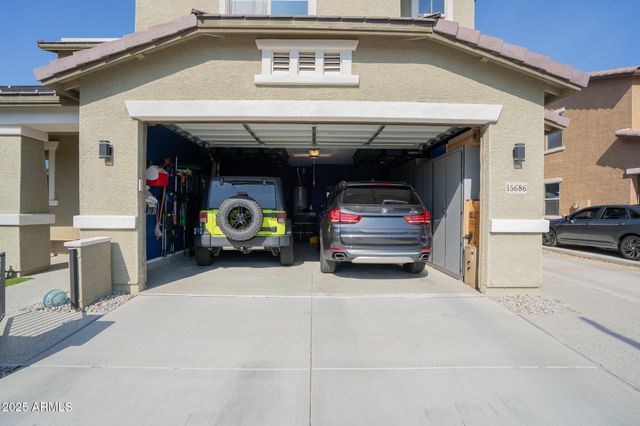 15686 W MCKINLEY Street, Goodyear, AZ 85338