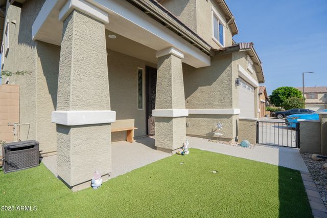 15686 W MCKINLEY Street, Goodyear, AZ 85338