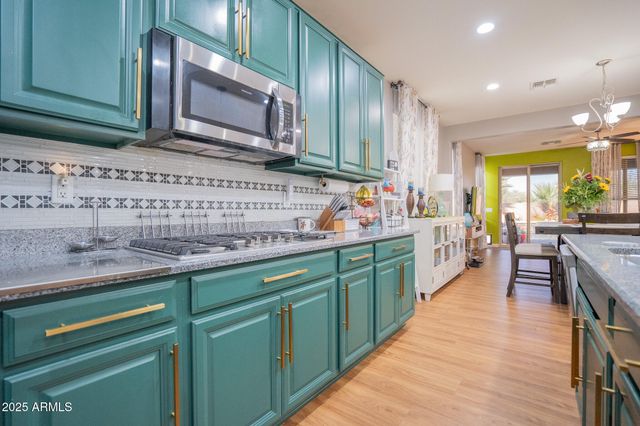 15686 W MCKINLEY Street, Goodyear, AZ 85338