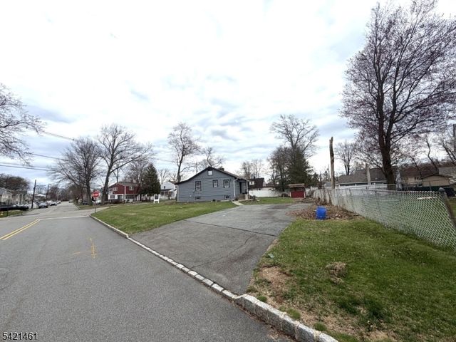 336 Lake Shore Dr, Parsippany-troy Hills Twp., NJ 07034