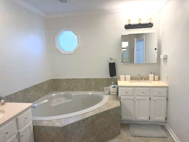 953 Old Oak Circle 0, Algonquin, IL 60102