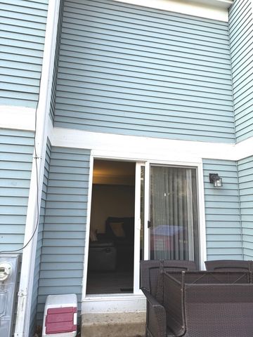 953 Old Oak Circle 0, Algonquin, IL 60102