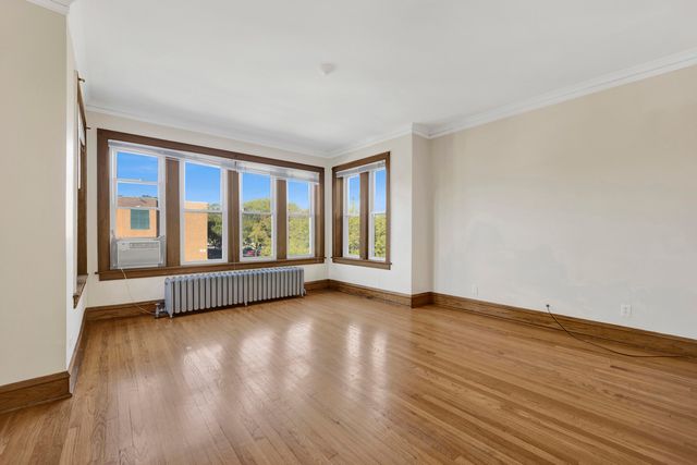 2951 N Austin Avenue, Chicago, IL 60634