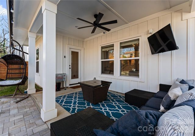 651 Tennyson Drive, Charlotte, NC 28208