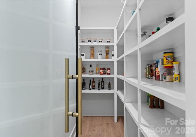 651 Tennyson Drive, Charlotte, NC 28208