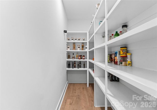 651 Tennyson Drive, Charlotte, NC 28208