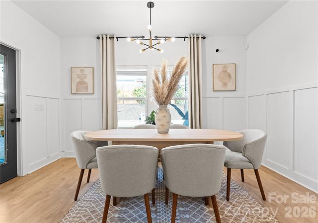 651 Tennyson Drive, Charlotte, NC 28208