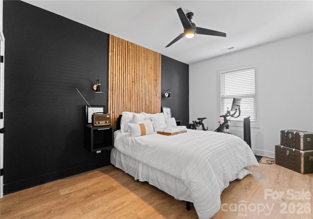 651 Tennyson Drive, Charlotte, NC 28208