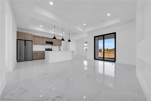 3520 67th ST W, Lehigh Acres, FL 33971