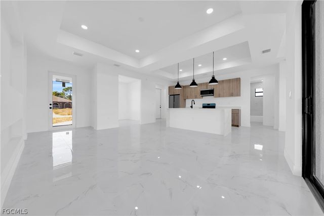 3520 67th ST W, Lehigh Acres, FL 33971