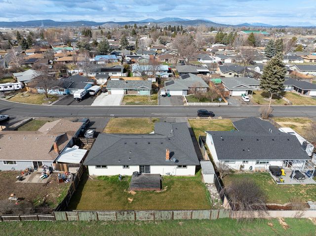 5481 Gatewood Drive, Klamath Falls, OR 97603