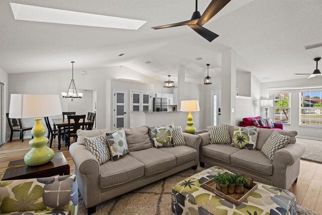 21 Ocean Trace Rd, St Augustine, FL 32080