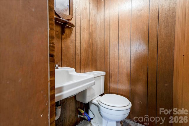 130 Old Belwood Road, Lawndale, NC 28090