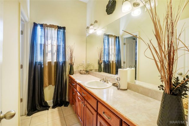 7148 Rough Road, Montgomery, AL 36116