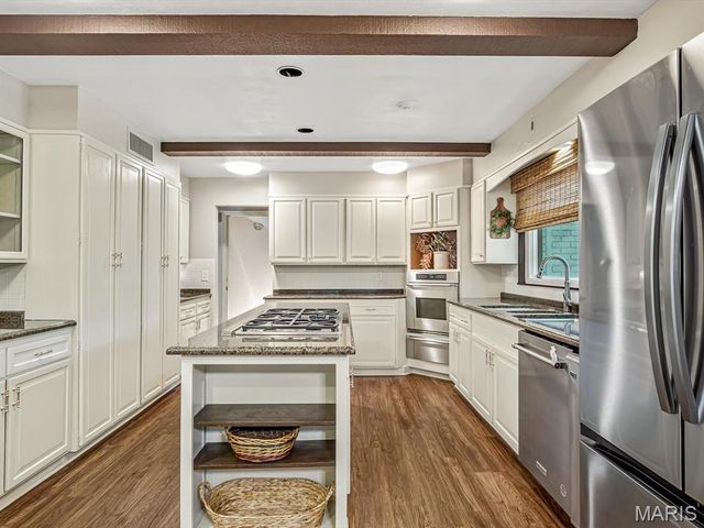 335 N Powder Mill Road, Belleville, IL 62223