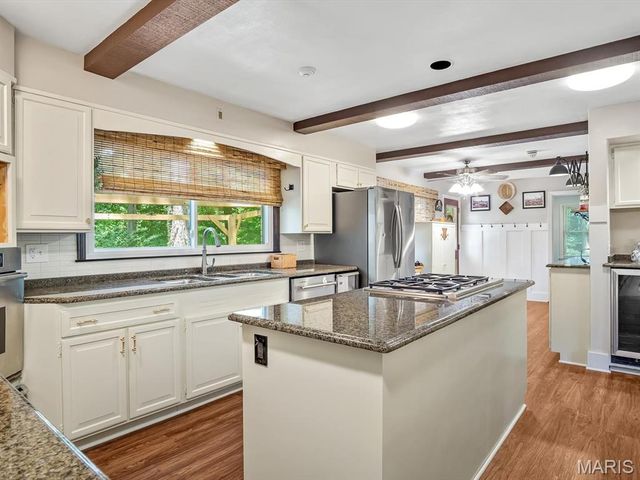 335 N Powder Mill Road, Belleville, IL 62223