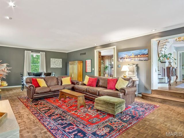 335 N Powder Mill Road, Belleville, IL 62223