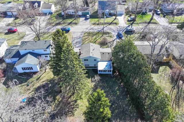 11160 Riverview Drive, Grand Blanc, MI 48439