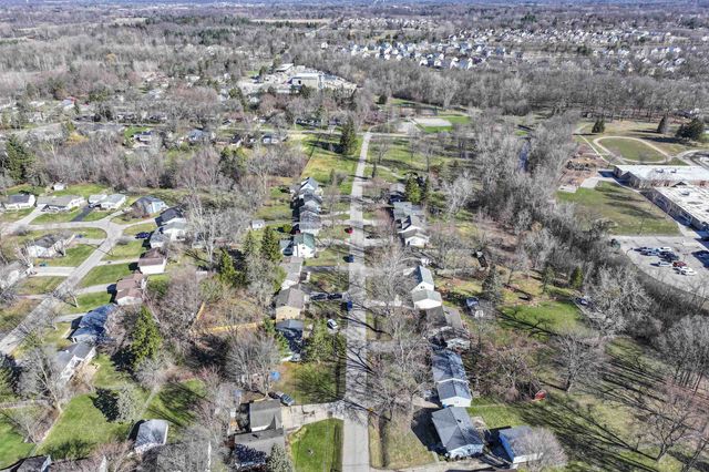 11160 Riverview Drive, Grand Blanc, MI 48439