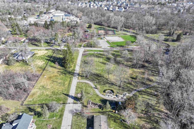 11160 Riverview Drive, Grand Blanc, MI 48439