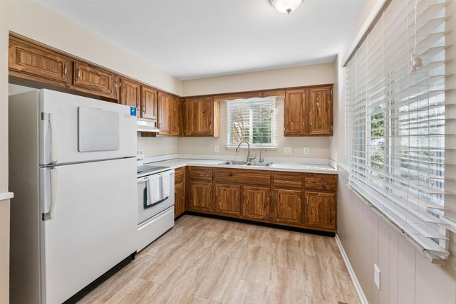 11160 Riverview Drive, Grand Blanc, MI 48439