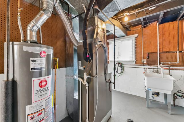 11160 Riverview Drive, Grand Blanc, MI 48439