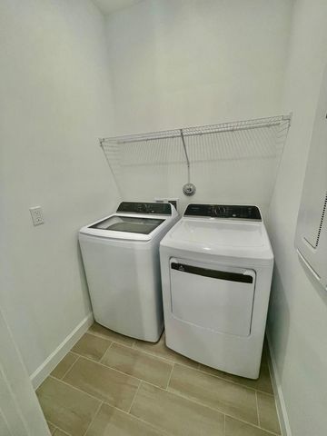 5623 Divine Drive, Delray Beach, FL 33484