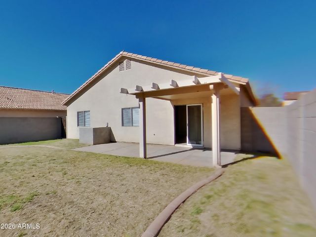 2097 E PASO FINO Drive, San Tan Valley, AZ 85140