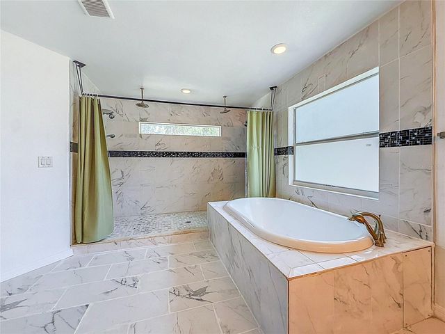 1926 MEADOWRIDGE DRIVE, Valrico, FL 33596