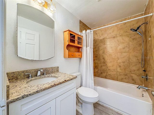 1926 MEADOWRIDGE DRIVE, Valrico, FL 33596