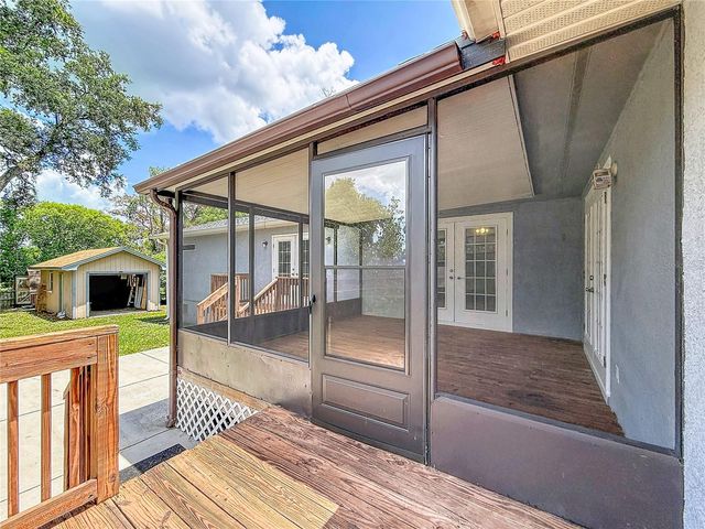 1926 MEADOWRIDGE DRIVE, Valrico, FL 33596