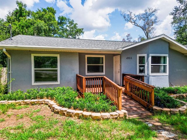 1926 MEADOWRIDGE DRIVE, Valrico, FL 33596