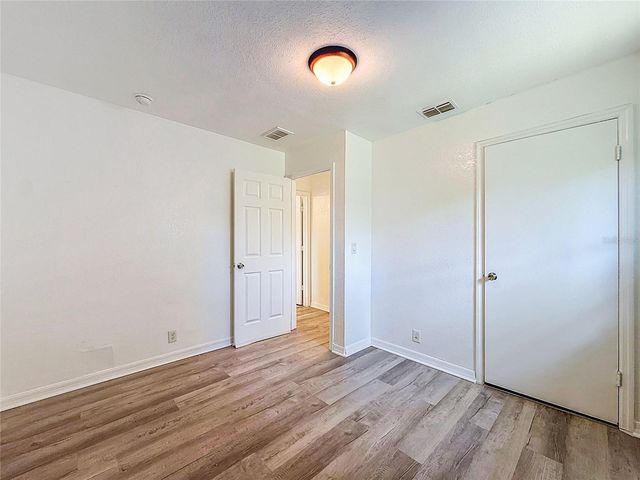 1926 MEADOWRIDGE DRIVE, Valrico, FL 33596