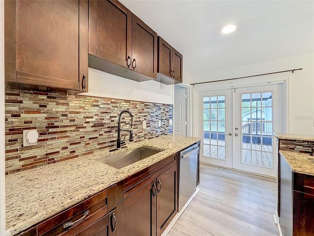 1926 MEADOWRIDGE DRIVE, Valrico, FL 33596