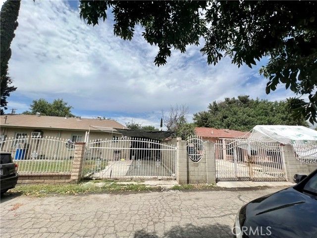 1206 W West 7th, San Bernardino, CA 92411