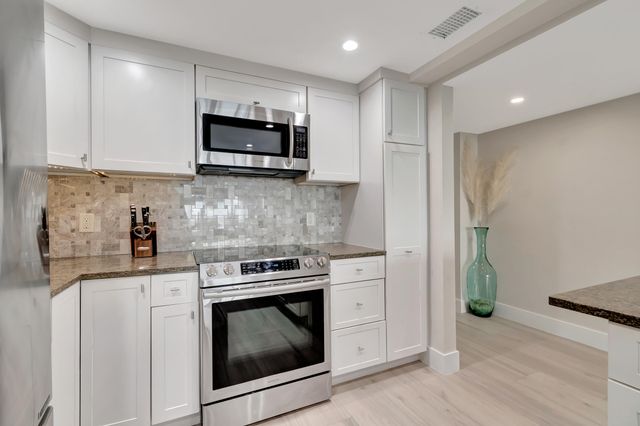 3450 S Ocean Boulevard 806, Highland Beach, FL 33487